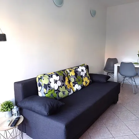 Apartment Cute Near The Trogir
